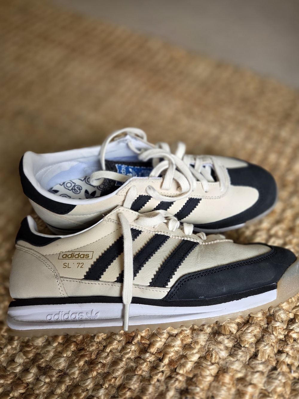 ADIDASSL 72 RS Lace Up Sneakers. Off White- Black